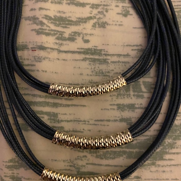 Rope and metal necklace - Picture 3 of 4